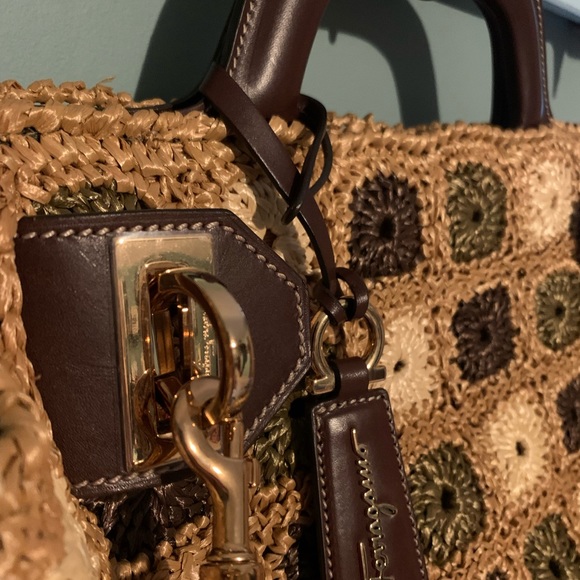 NIB Ferragamo SP11 Runway Straw & Leather Handbag - Picture 5 of 14